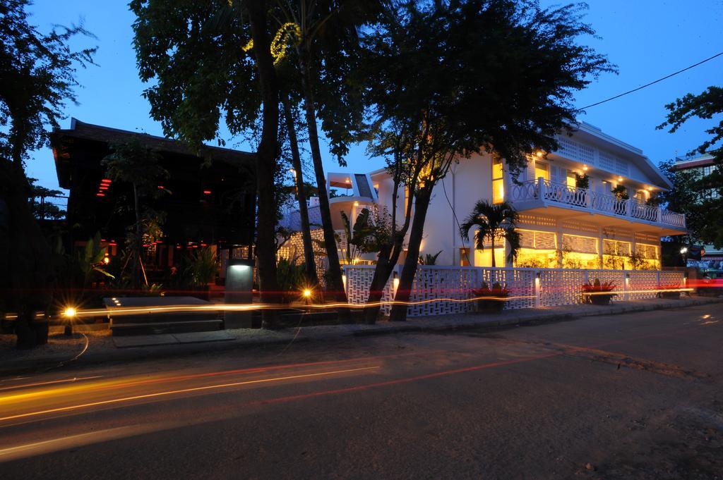 Comoda Casa Hotel Siem Reap Exterior photo