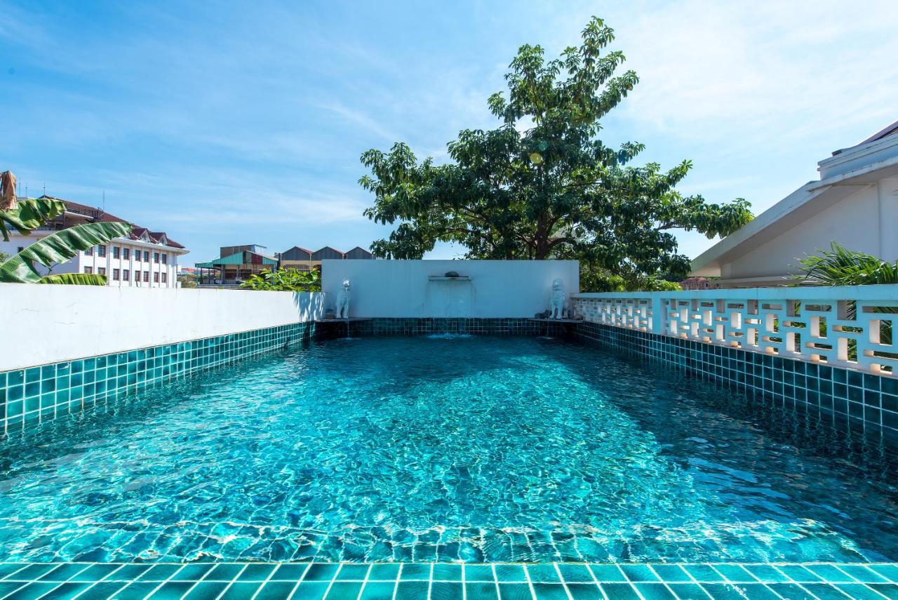 Comoda Casa Hotel Siem Reap Exterior photo